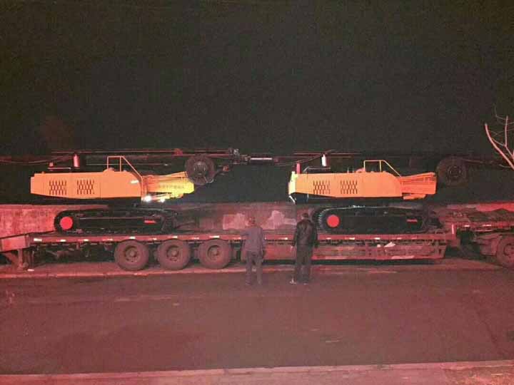 方桿旋挖鉆機(jī)產(chǎn)品展示圖1 方桿旋挖鉆機(jī)產(chǎn)品展示圖1