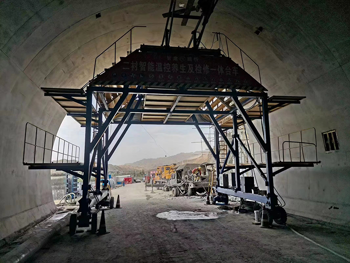 布料機、大型布料機、行走式布料機、圓筒布料機、行走式液壓布料機、移動式液壓布料機、電動布料機、手動布料機、梁場專用液壓布料機